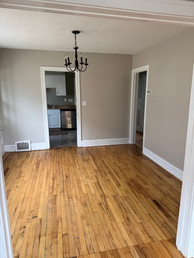 Photo - 1253-1255 Granger Unit 2