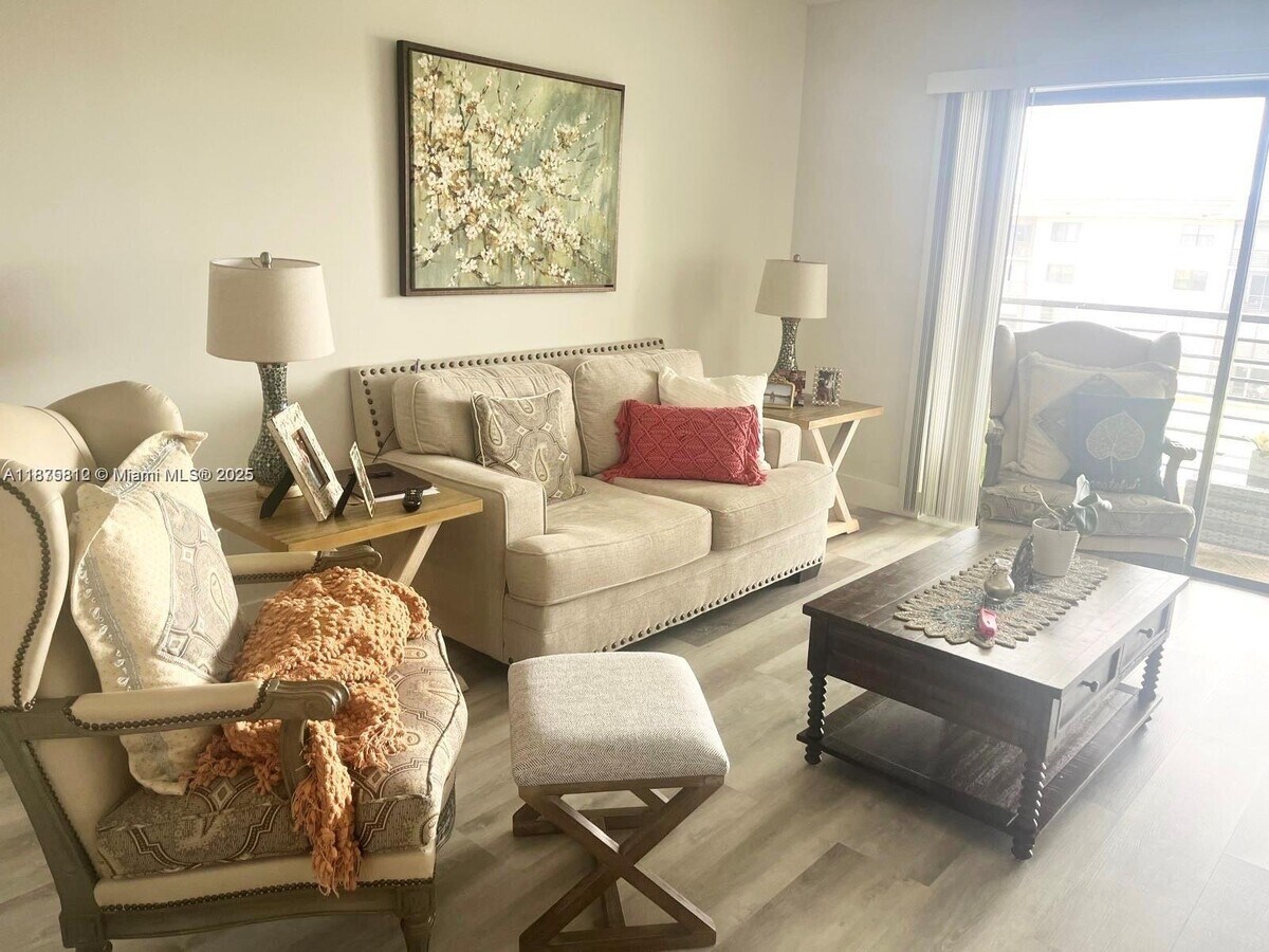 Photo - 4950 E Sabal Palm Blvd Condo Unit 407