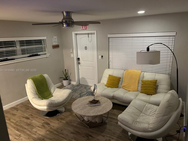 Photo - 5289 N Andrews Ave