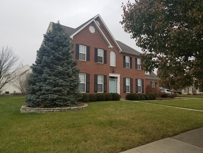 Hermoso exterior - 2284 Burgundy Way