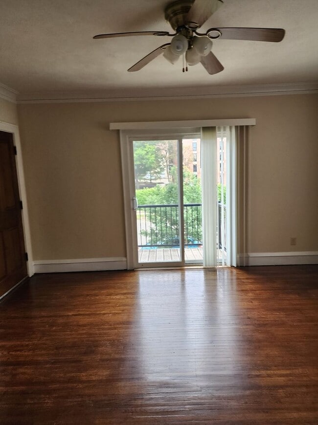 Photo - 1306 N Main St Unit 2