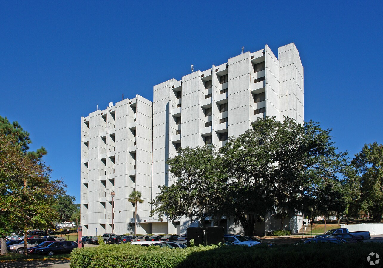 McCollum Hall - McCollum Hall Apartments
