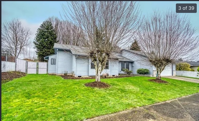 Photo - Felida 4 Bedroom with ADA bathroom