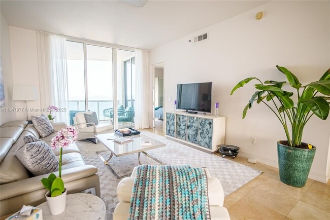 Building Photo - 15901 Collins Ave Unit 1104 Rental