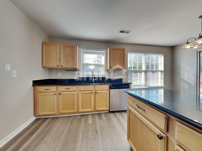 Photo - 10 Kilberry Blvd