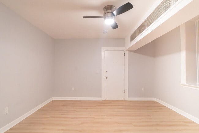 Photo - 331 79th St Unidad 2