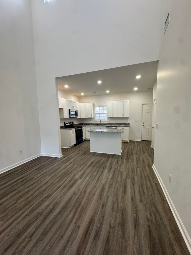 3017 Olivia Ct