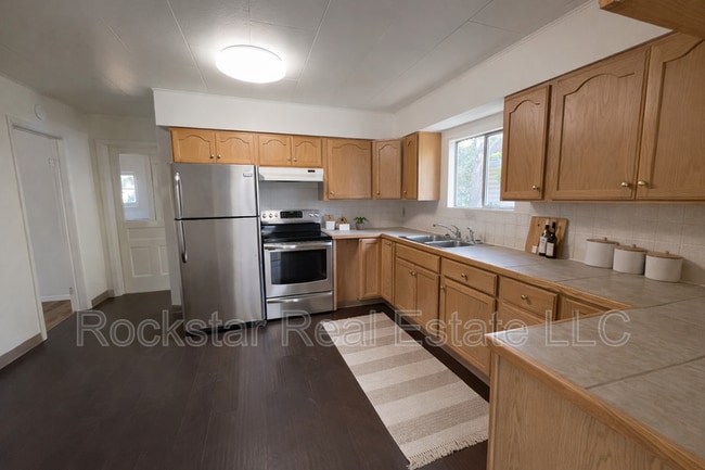 Photo - 1011 E 12th Ave