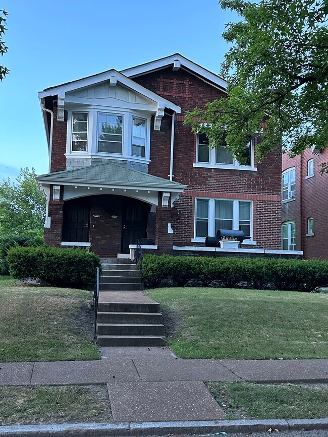 Photo - 4947 Cote Brilliante Ave Apartments Unit 4947 #2