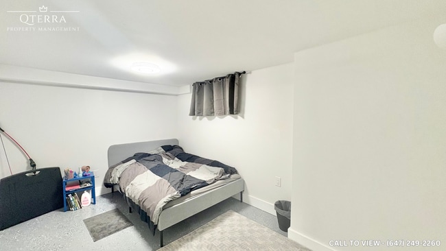 Photo - 2-50 Clarendon Av