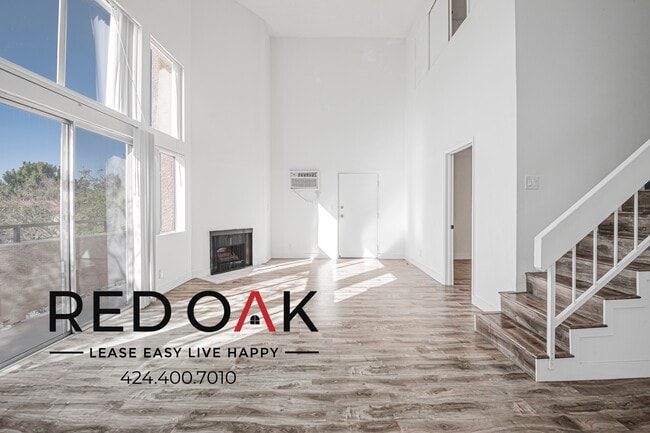 Building Photo - 3710 Midvale Ave Unit 210