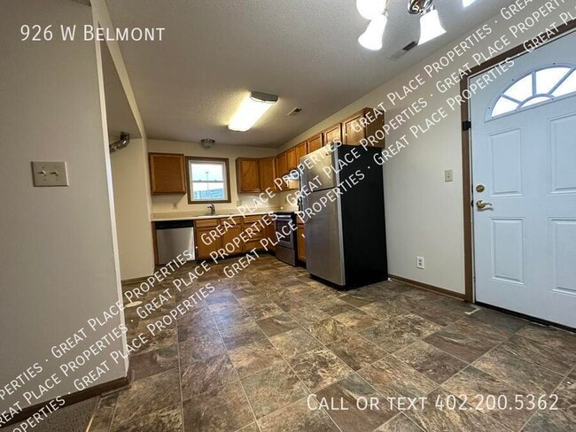 Photo - 926 W Belmont-