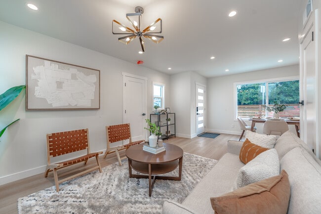 Photo - 8629 Guthrie Ave House