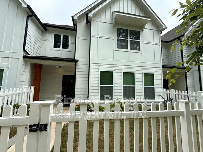 Building Photo - 328 Ginsberg Rd