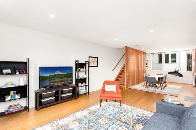 Photo - 1432 S King St