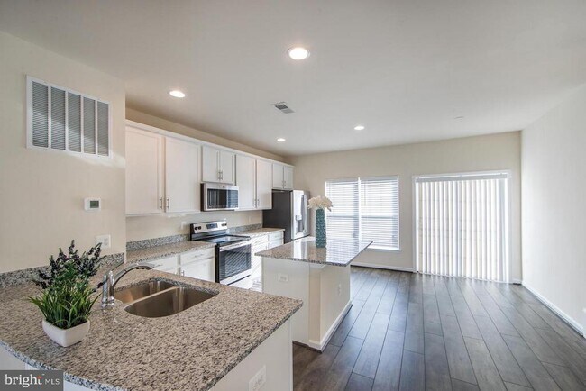 Photo - 206 Apsley Terrace