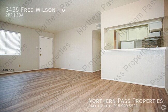 Building Photo - A Charming 2-BDR, 1-BR, Apartment! w/ Wate...