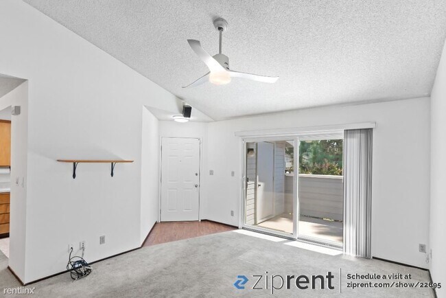Photo - 2 br, 2 bath Condo - 516 Shadowgraph Drive...