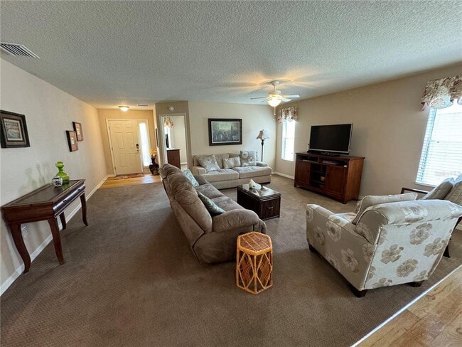 Photo - 3068 Islawild Way