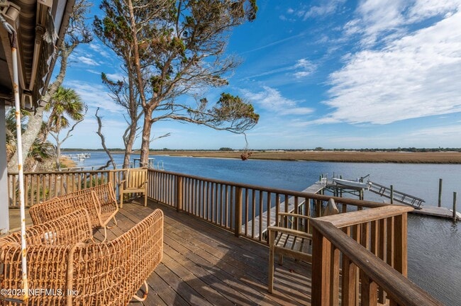 Photo - 11255 Fort George Rd