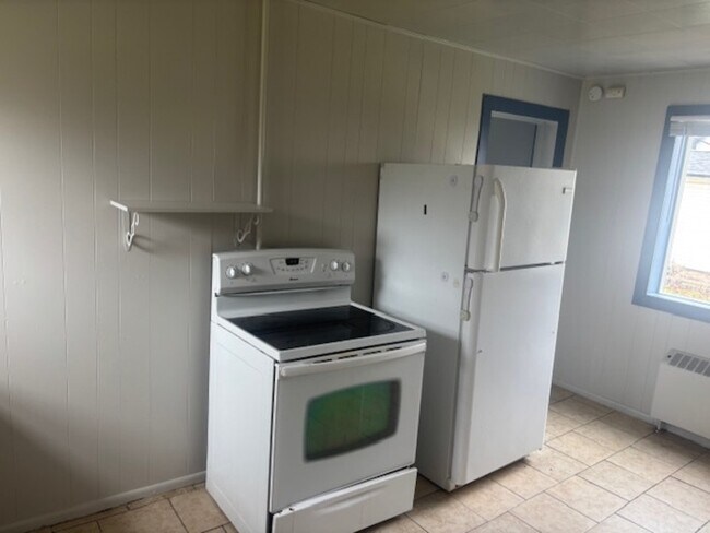 Photo - 1611 Ontario Ave