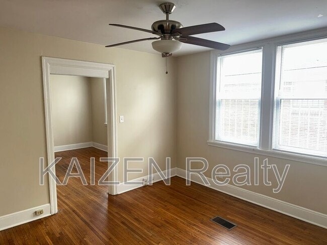 Photo - 820 Maury St Unit 2