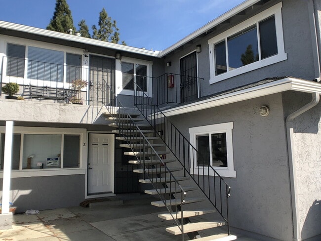 Photo - Convenient Santa Clara Location Unit 4