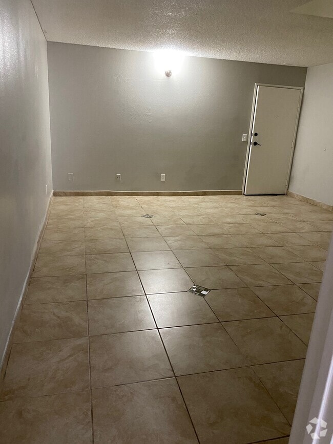 Building Photo - 6859 Laurel Canyon Blvd Unit 104 Rental