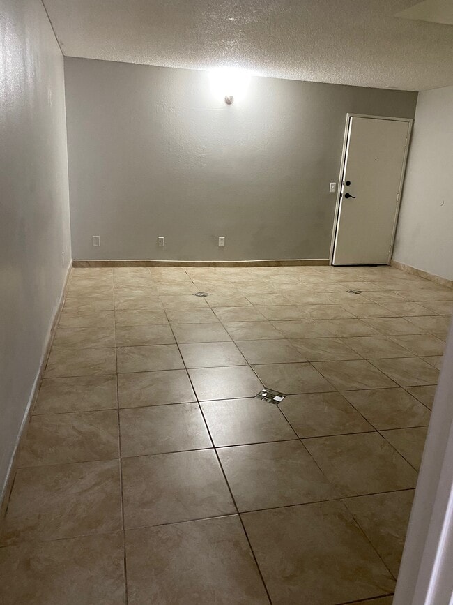 Photo - 6859 Laurel Canyon Blvd Apartments Unit 104
