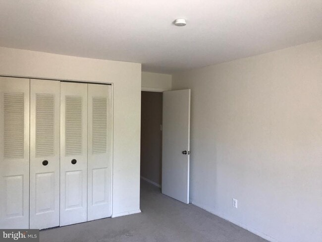 Photo - 11401 Commonwealth Dr Unit 301