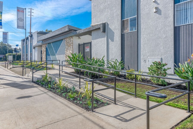 The BLVD Apartments