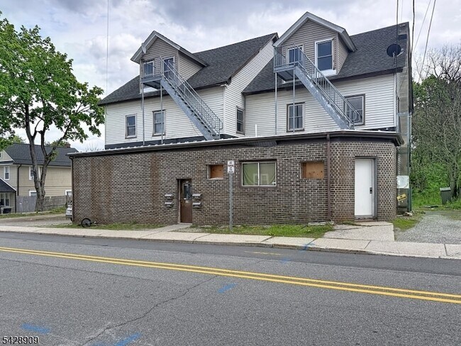 Photo - 174 Main St Unidad 3R