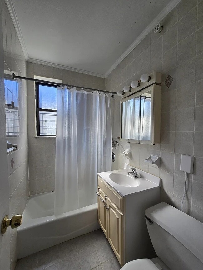 Photo - 23-84-84 26th St