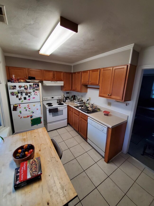 Photo - 2806 Newton Ct