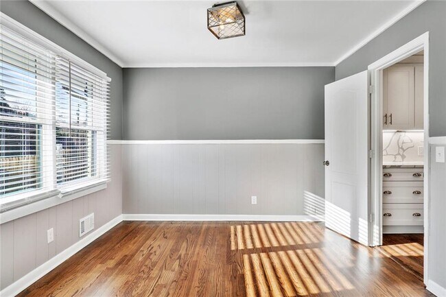 Photo - 2341 Rubart Dr