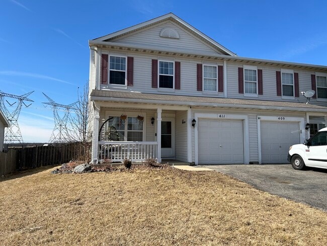 Building Photo - 411 Alyssa St