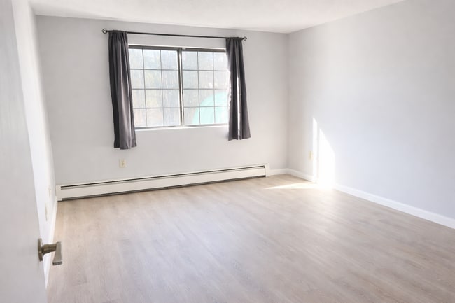 Photo - 2100 Skyline Dr Unit 4