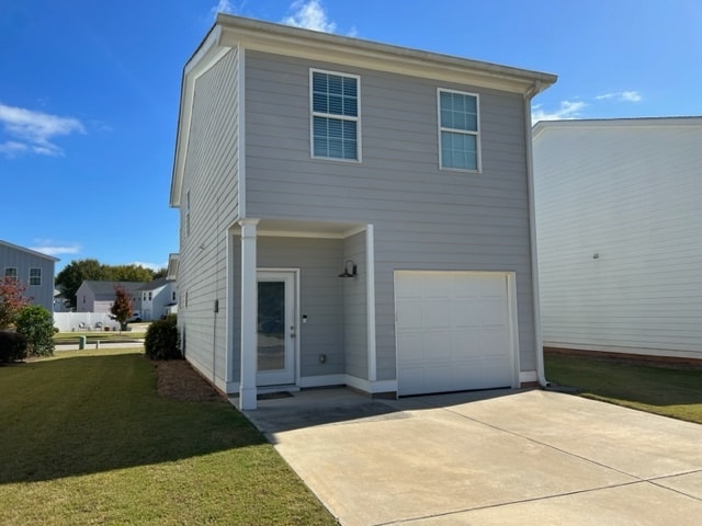 Photo - 325 Lorien Way