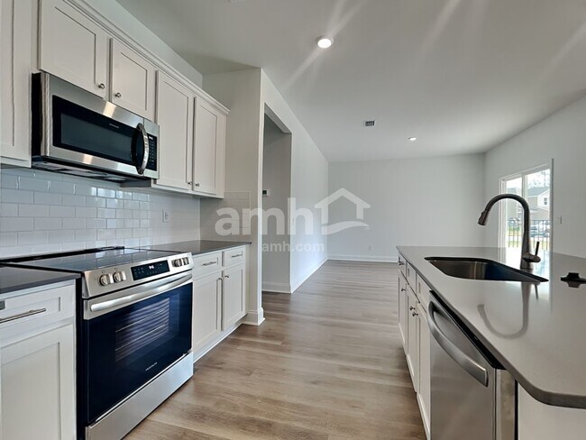 Photo - 132 Bee Tree Blvd