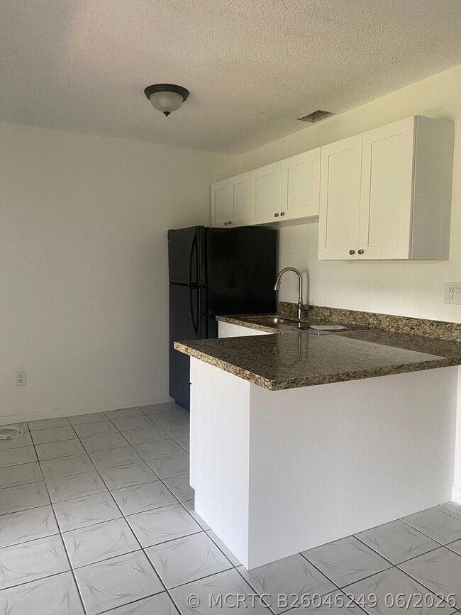Photo - 1380 Longarzo Pl