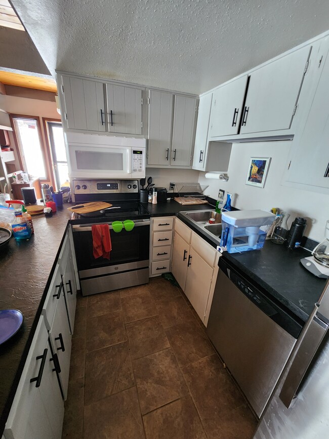 Photo - 232 Arapahoe Rd