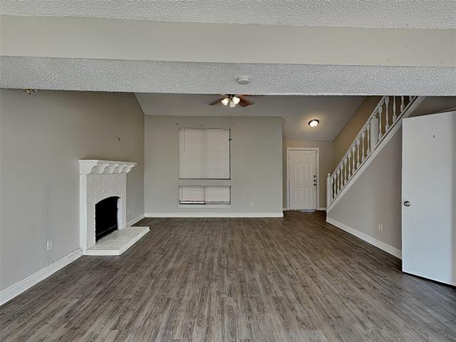 Photo - 1506 Briarpath Ln