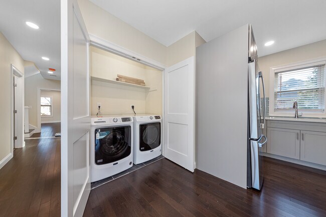 Photo - 64 Bradbury Ave Unit 2