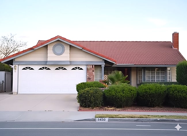 Photo - 1450 Cresta Rd