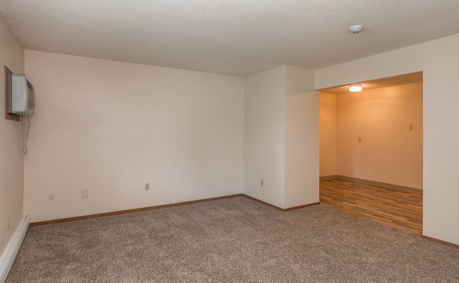 Photo - Arnold's Park Apartments