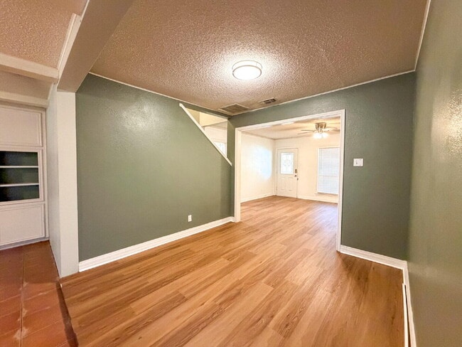 Photo - 2506 32nd St