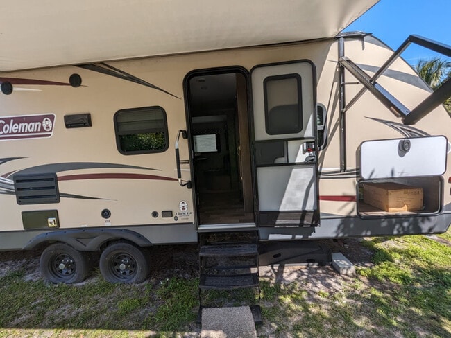 Photo - 6501 Plunkett St