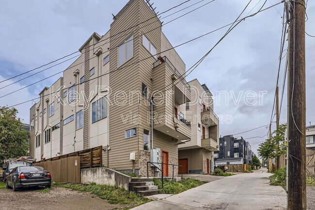 Photo - 1212 N Perry St