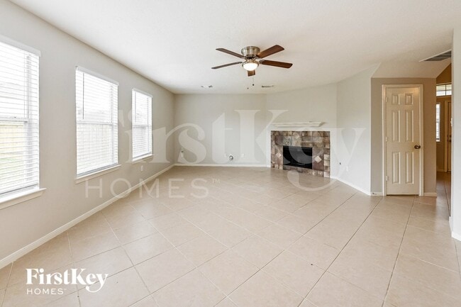 Photo - 21602 Skyla Cir