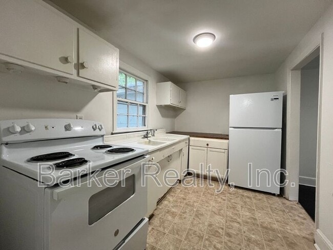 1014 Gorman St